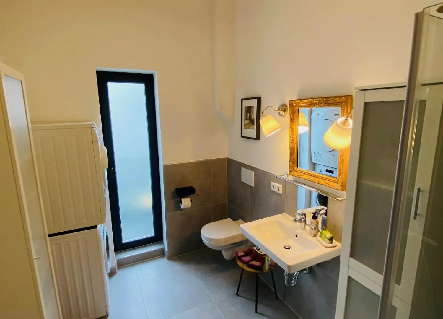 ברמן City Apartment An Der Weser Mit Spielzimmer, Netflix, Bis 7 Pers