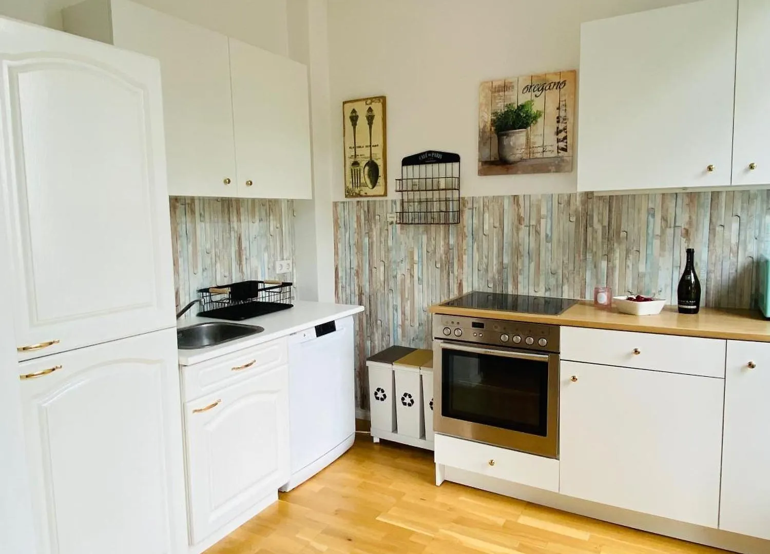 ברמן City Apartment An Der Weser Mit Spielzimmer, Netflix, Bis 7 Pers